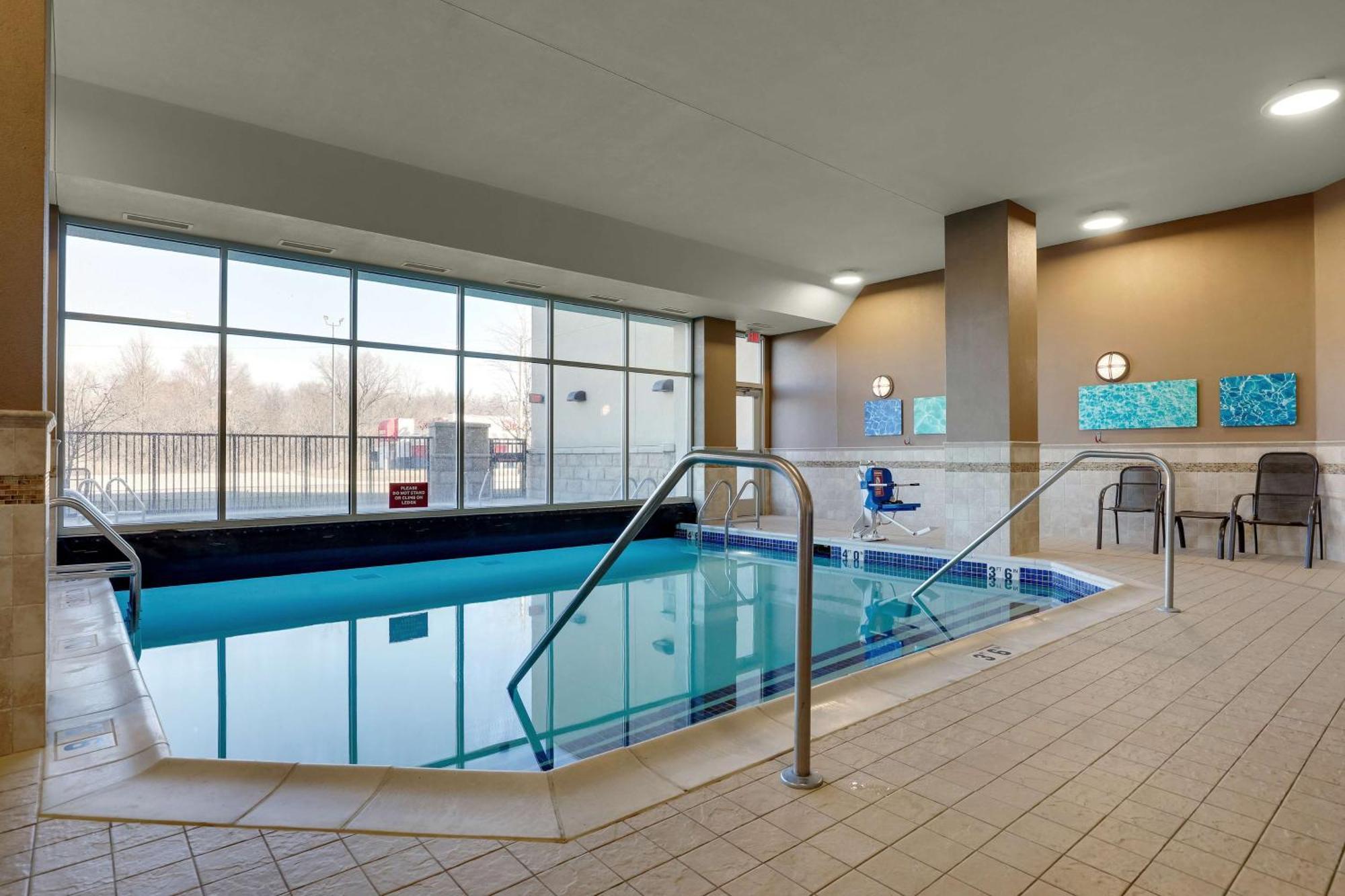 Drury Plaza Hotel Mt Vernon Маунт-Вернон Экстерьер фото